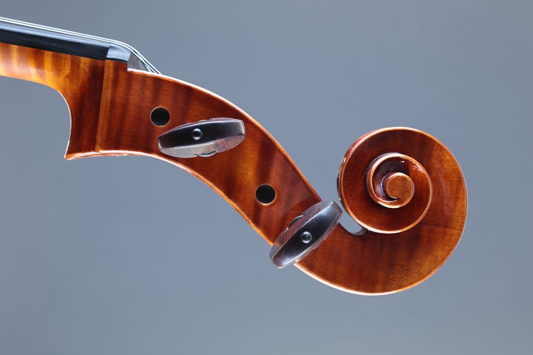 Leonhardt Rainer W. - Mittenwald Anno 2026 - so klein und doch groß - 7/8 Cello - C-435